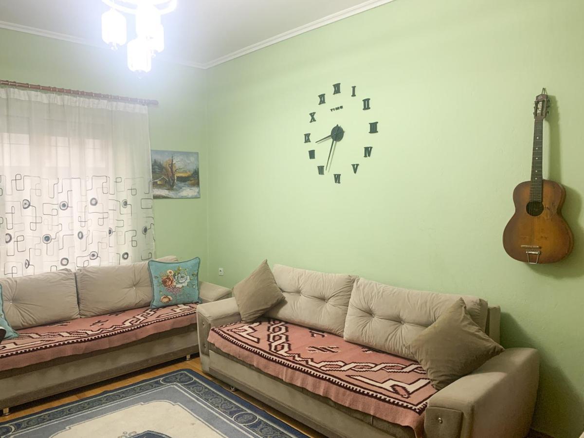 Korca Central Flat Eksteriør billede